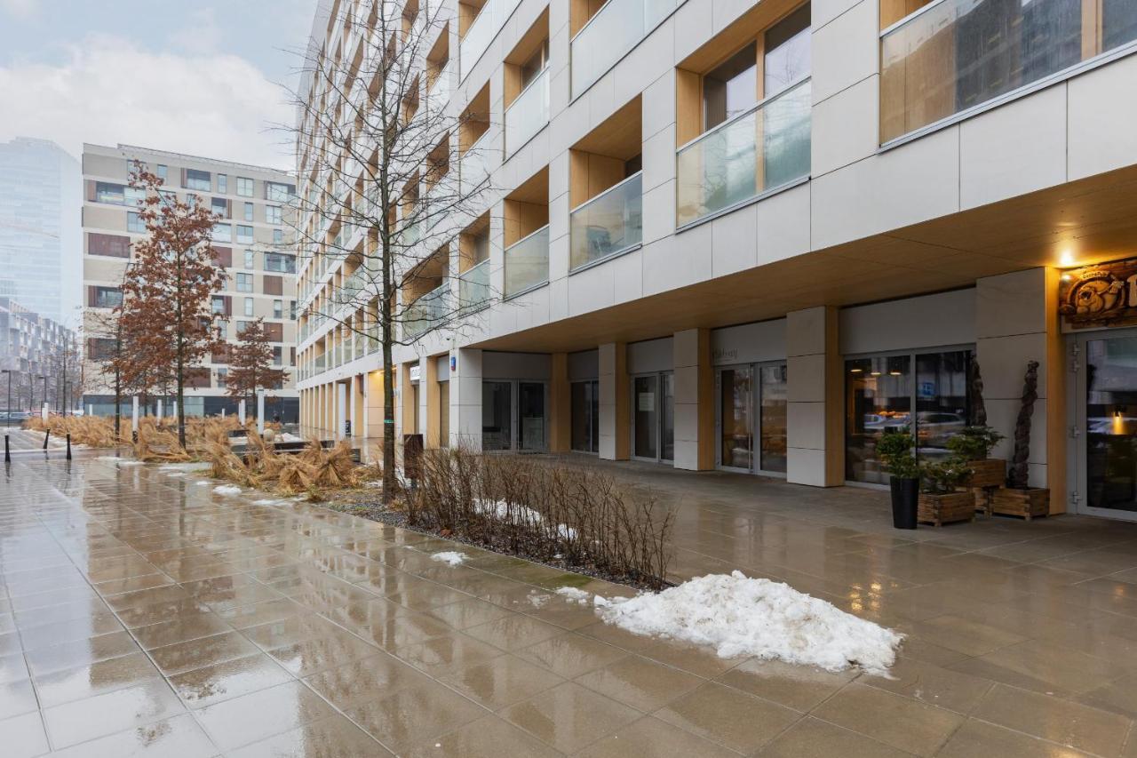 Cozy Apartments With Parking In The 19Th District By Noclegi Renters Varşova Dış mekan fotoğraf
