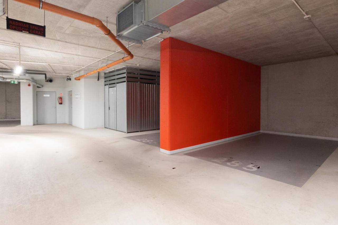 Cozy Apartments With Parking In The 19Th District By Noclegi Renters Varşova Dış mekan fotoğraf