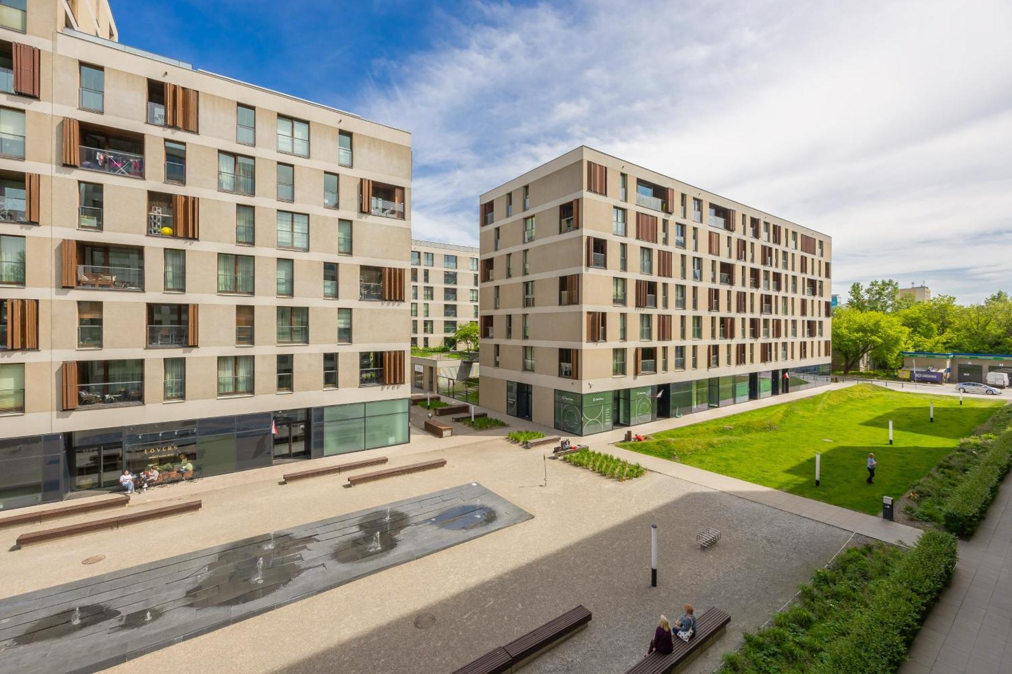 Cozy Apartments With Parking In The 19Th District By Noclegi Renters Varşova Dış mekan fotoğraf